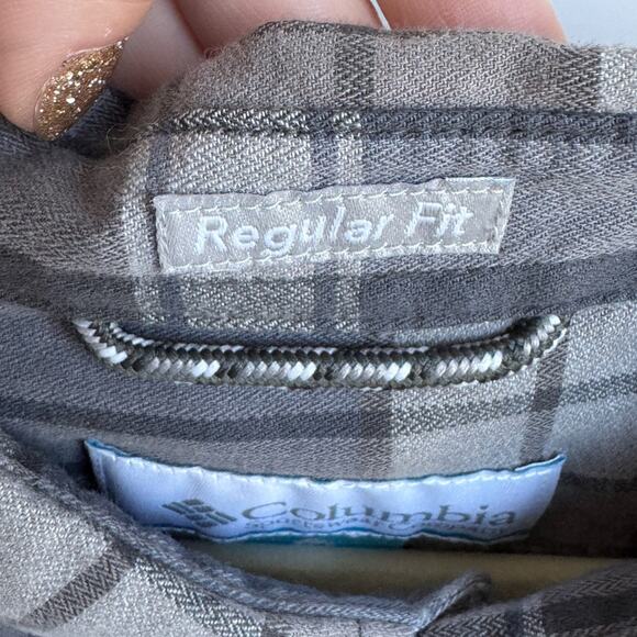 COLUMBIA flannel plaid button up Men’s Shirt Pocket Blue Gray - Picture 4 of 11